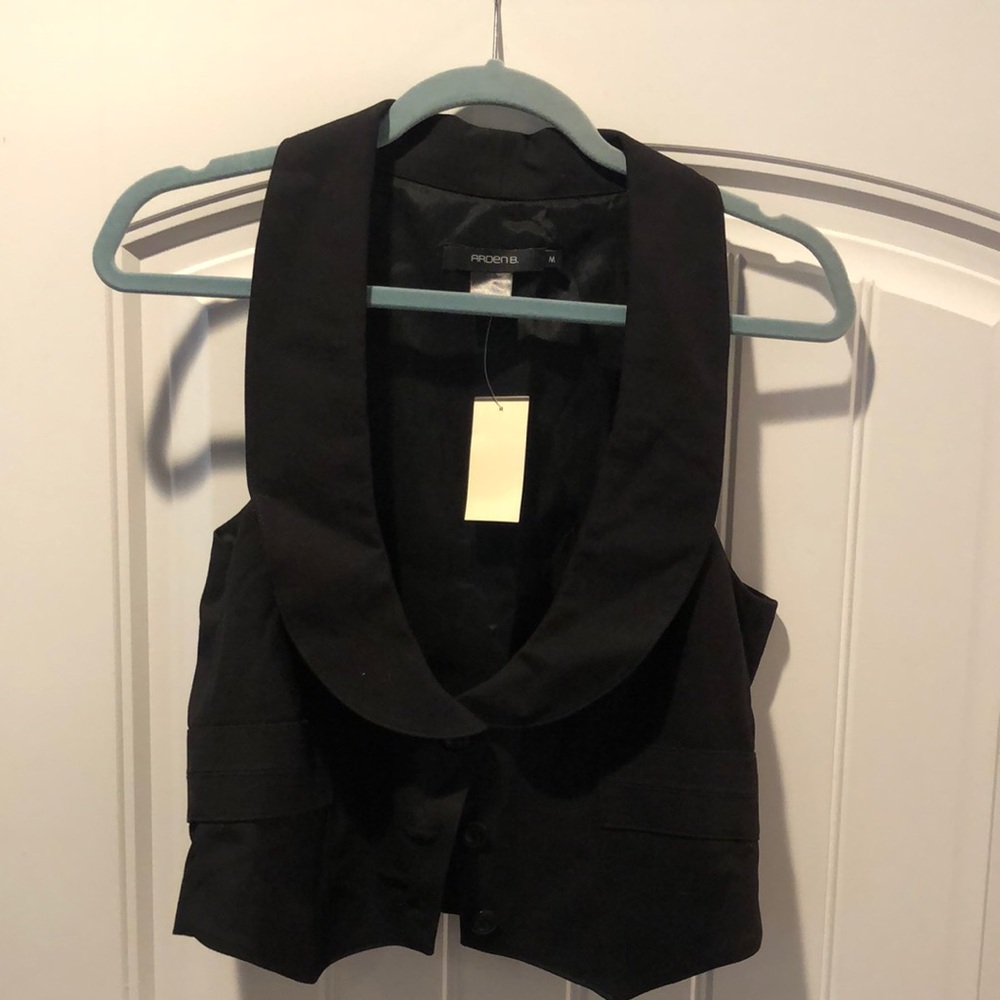 Black vest